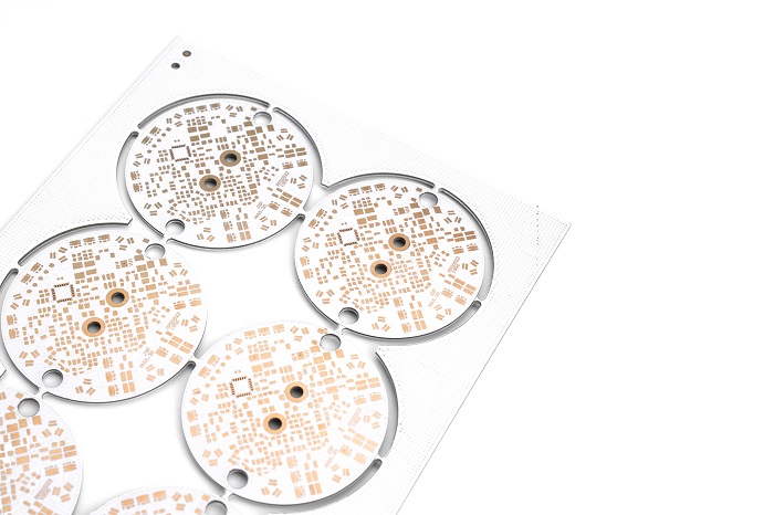 Aluminum PCB VS FR-4 Performance Comparison 